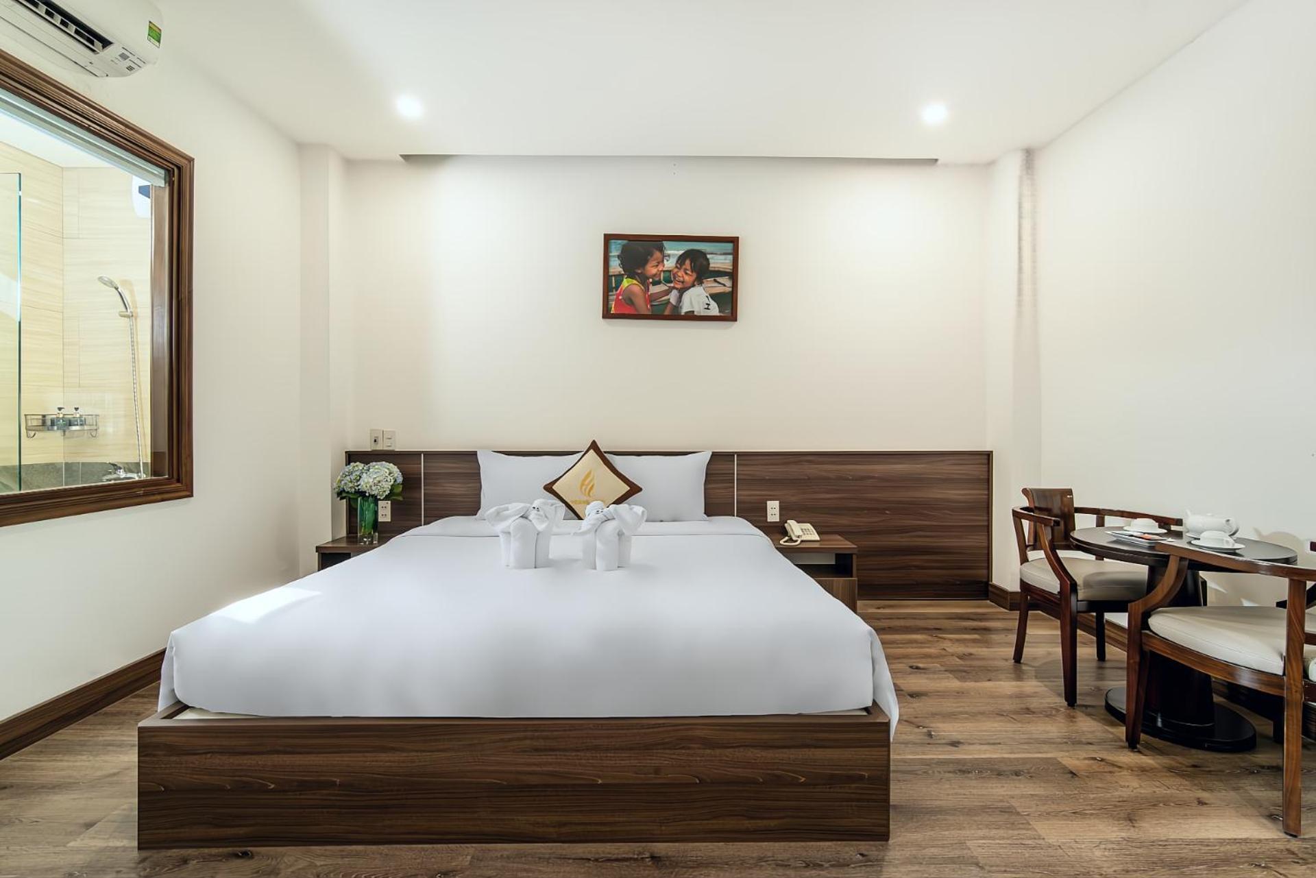 Hoang Linh Riverside Hotel Danang 外观 照片